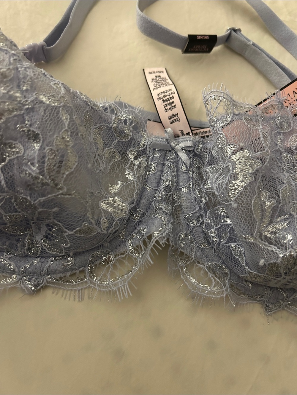 Victoria's Secret Lace Underwire Bra in Pastel Lavender - Picture 2 of 6